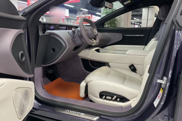 Used Avatr 12 2025 Ultra Extended-Range Edition Interior 7