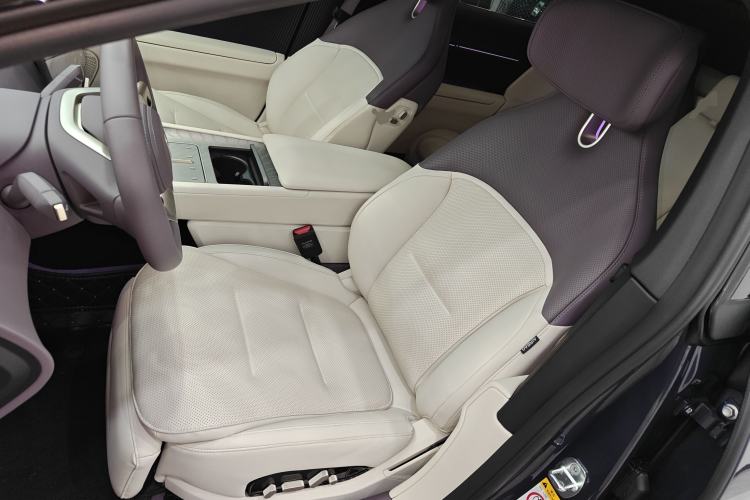 Used Avatr 12 2025 Max Extended-Range Edition Left Front Seat