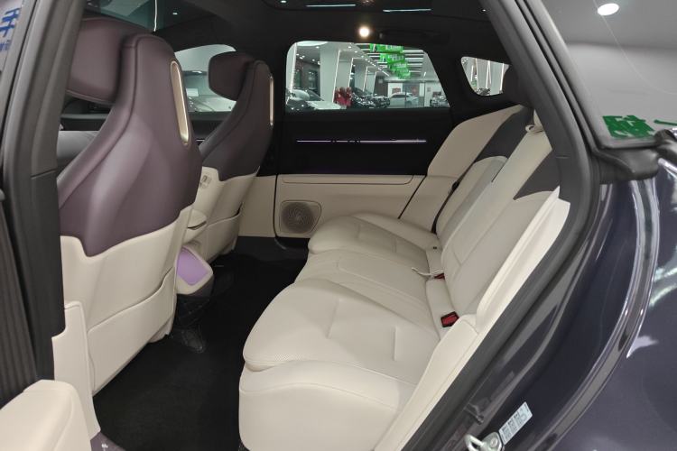Used Avatr 12 2025 Max Extended-Range Edition Left Rear Seat