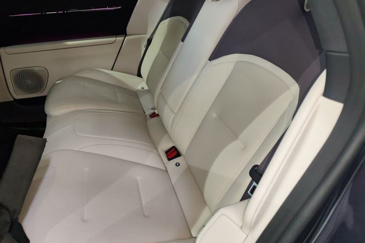 Used Avatr 12 2025 Max Extended-Range Edition Left Rear Seat