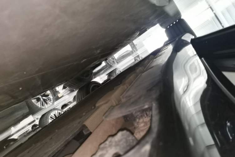 Used Avatr 12 2025 Ultra Extended-Range Edition Left Side Sill