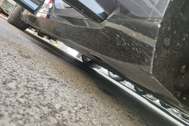 Used Avatr 12 2025 Refresh Max Extended-Range Version Right Side Sill