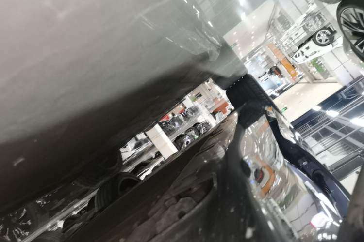 Used Avatr 12 2025 Ultra Extended-Range Edition Right Side Sill