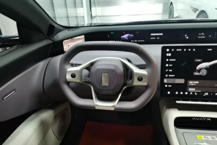 Used Avatr 12 2025 Ultra Extended-Range Edition Steering Wheel