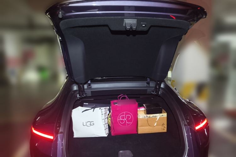 Used Avatr 12 2025 Max Extended-Range Edition Trunk