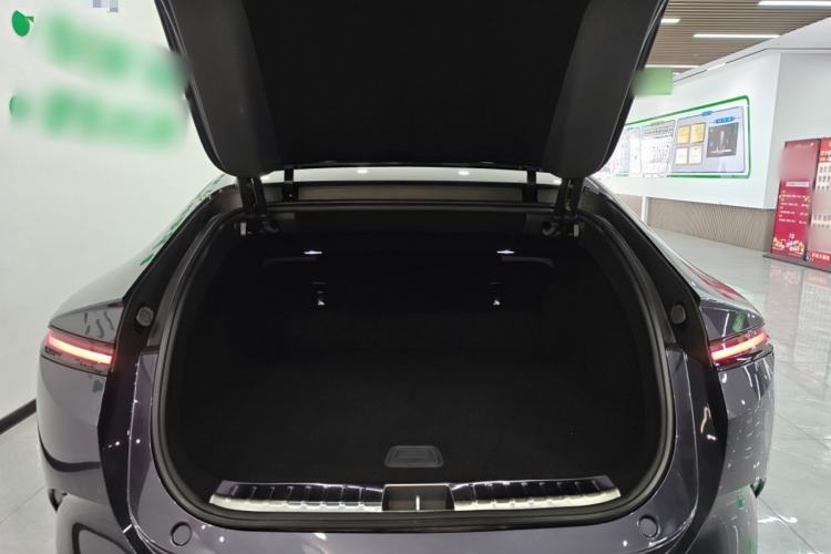 Used Avatr 12 2025 Max Extended-Range Edition Trunk