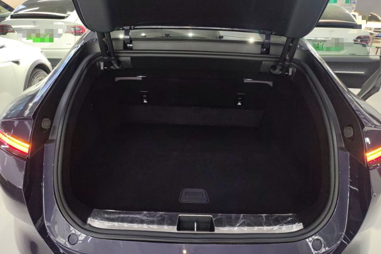 Used Avatr 12 2025 Max Extended-Range Edition Trunk
