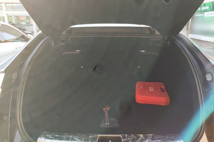 Used Avatr 12 2025 Refresh Max Extended-Range Version Trunk