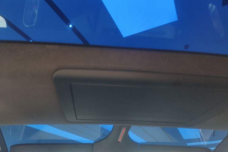 Used Avatr 12 2025 Ultra Extended-Range Edition Headliner