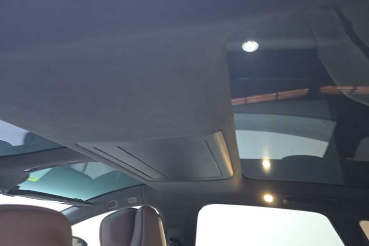 Used Avatr 12 2025 Ultra Extended-Range Edition Headliner