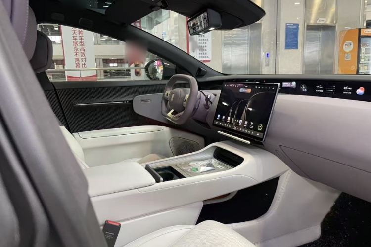 Used Avatr 12 2025 Ultra Extended-Range Edition Interior 4
