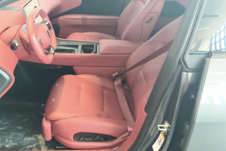 Used Avatr 12 2025 Updated Ultra All-Electric Four-Wheel Drive Left Front Seat