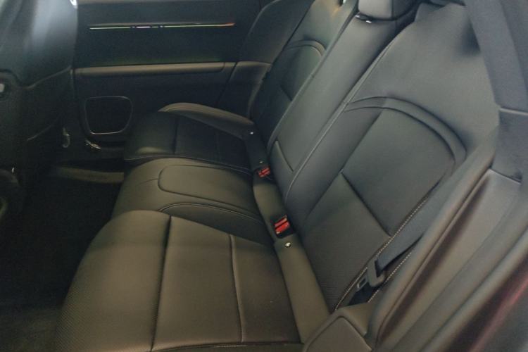 Used Avatr 12 2025 Updated Ultra All-Electric Four-Wheel Drive Left Rear Seat