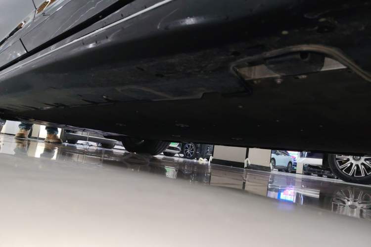 Used Avatr 12 2025 Master All-Electric Four-Wheel Drive Left Side Sill