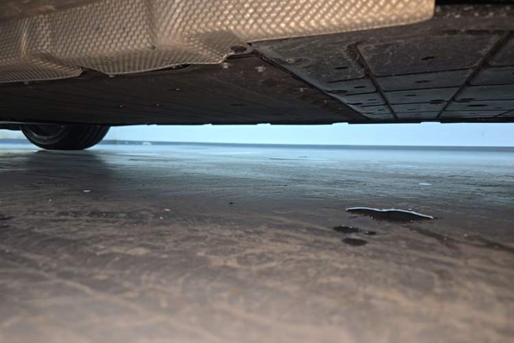 Used Avatr 12 2025 Ultra Extended-Range Edition Left Side Sill