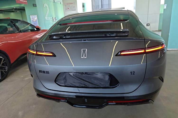Used Avatr 12 2025 Updated Ultra All-Electric Four-Wheel Drive Rear