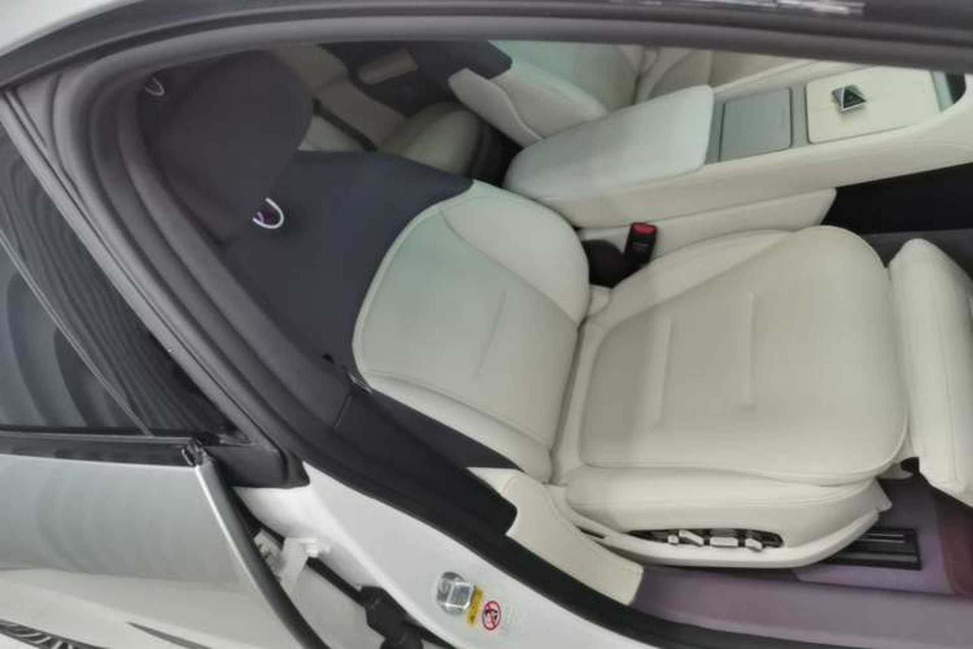 Used Avatr 12 2025 Ultra Extended-Range Edition Right Front Seat
