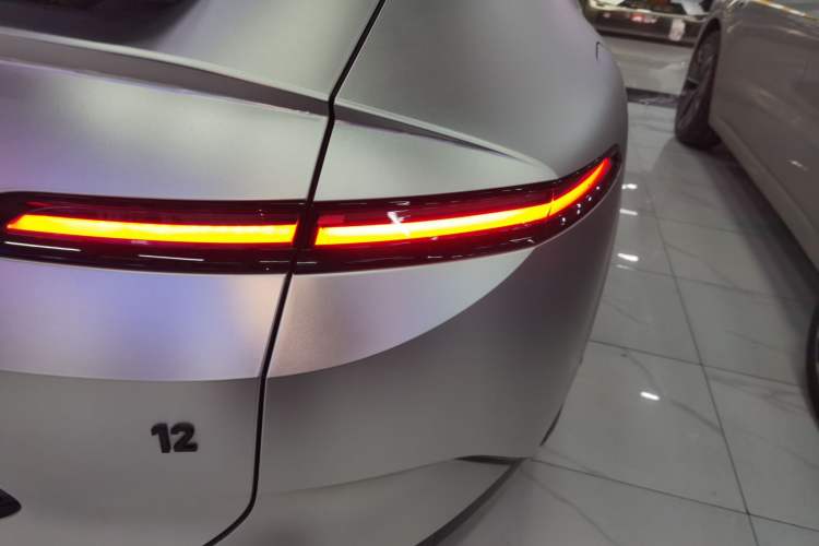Used Avatr 12 2025 Max Extended-Range Edition Right Rear Taillight