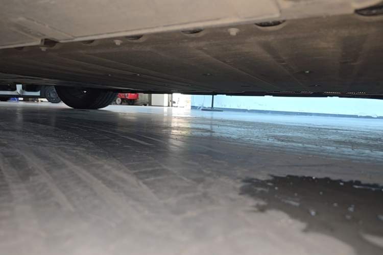 Used Avatr 12 2025 Ultra Extended-Range Edition Right Side Sill