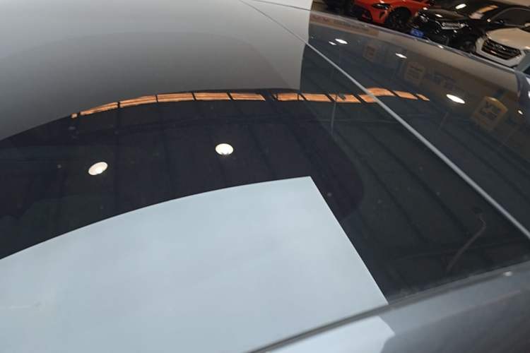 Used Avatr 12 2025 Ultra Extended-Range Edition Roof