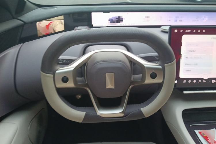 Used Avatr 12 2025 Max Extended-Range Edition Steering Wheel