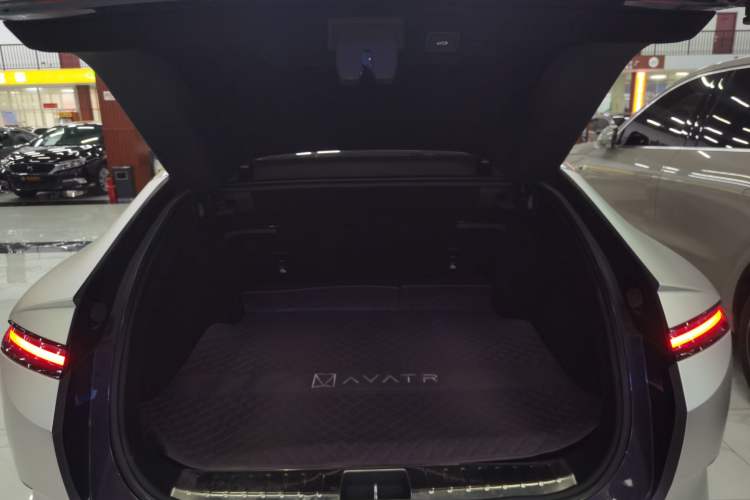 Used Avatr 12 2025 Max Extended-Range Edition Trunk