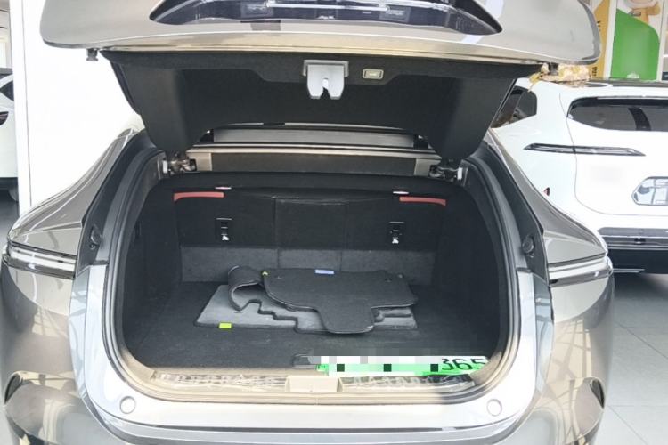 Used Avatr 12 2025 Updated Ultra All-Electric Four-Wheel Drive Trunk