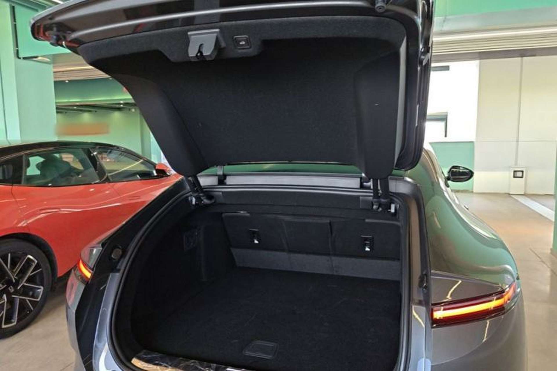 Used Avatr 12 2025 Updated Ultra All-Electric Four-Wheel Drive Trunk