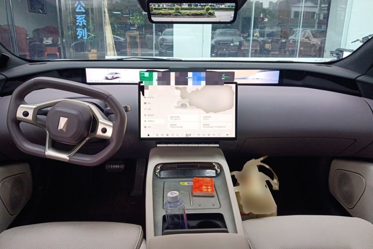 Used Avatr 12 2025 Ultra Extended-Range Edition Center Console