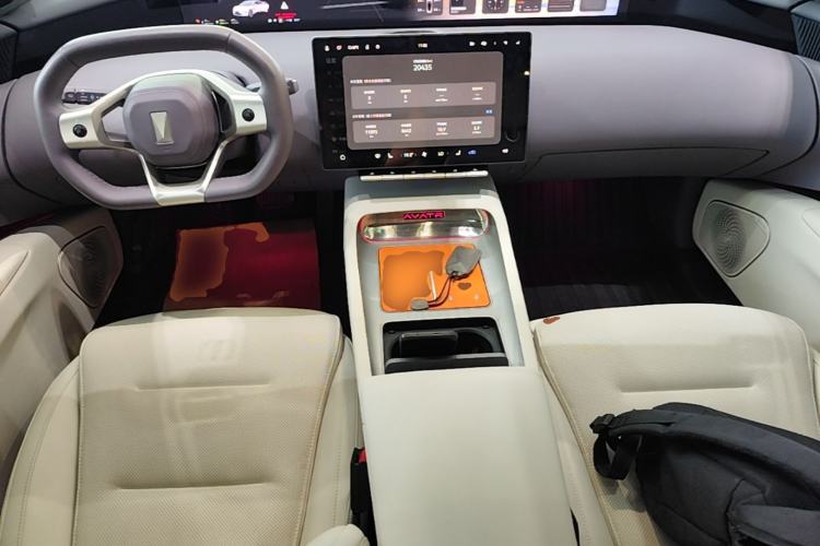 Used Avatr 12 2025 Max Extended-Range Edition Center Console