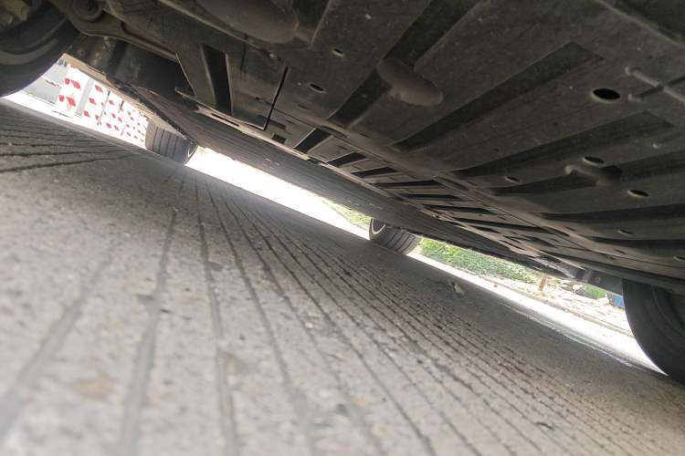 Used Avatr 12 2025 Master All-Electric Four-Wheel Drive Chassis Front