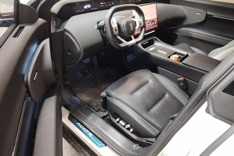 Used Avatr 12 2025 Max All-Electric Version Driver Seat