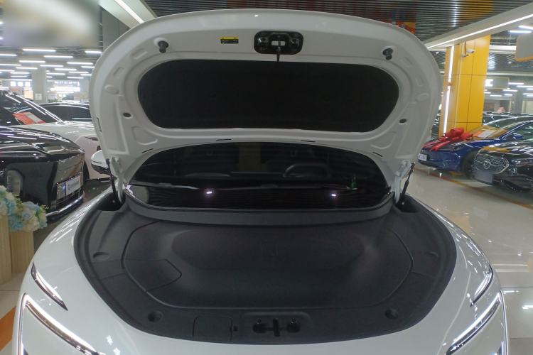 Used Avatr 12 2025 Max Extended-Range Edition Engine Bay