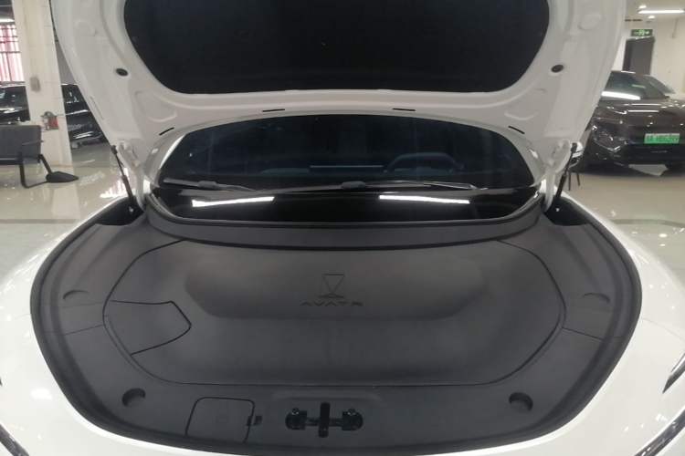 Used Avatr 12 2025 Ultra Extended-Range Edition Engine Bay