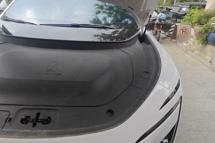 Used Avatr 12 2025 Ultra Extended-Range Edition Engine Bay Left