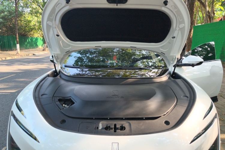 Used Avatr 12 2025 Ultra Extended-Range Edition Engine Bay