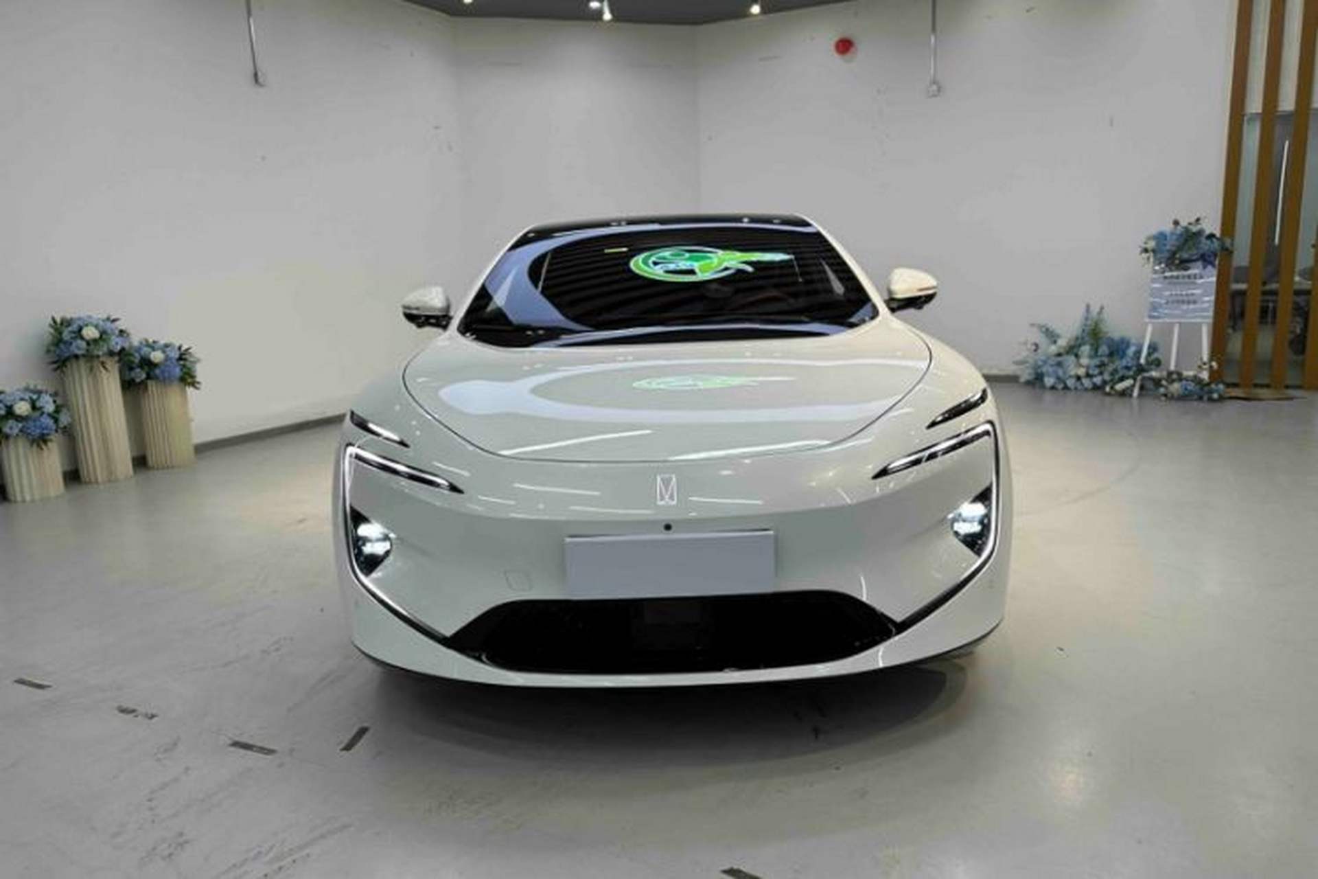 Used Avatr 12 2025 Year Updated Ultra Extended-Range Version Exterior 3