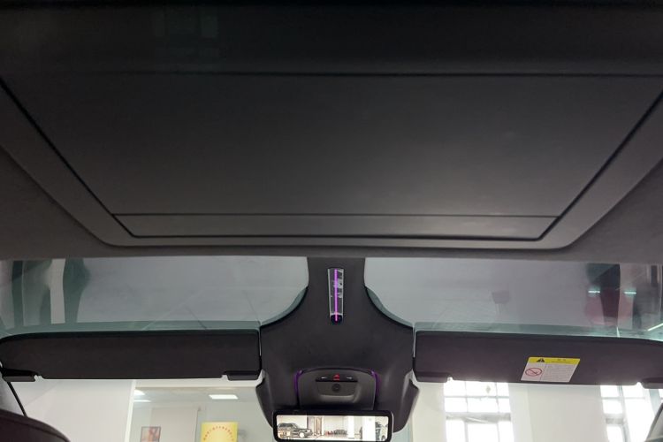Used Avatr 12 2025 Ultra Extended-Range Edition Headliner