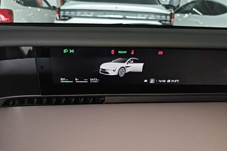 Used Avatr 12 2025 Ultra All-Electric Four-Wheel Drive Instrument Cluster