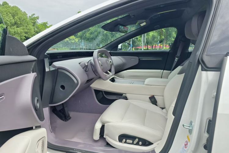 Used Avatr 12 2025 Ultra All-Electric Four-Wheel Drive Interior 1