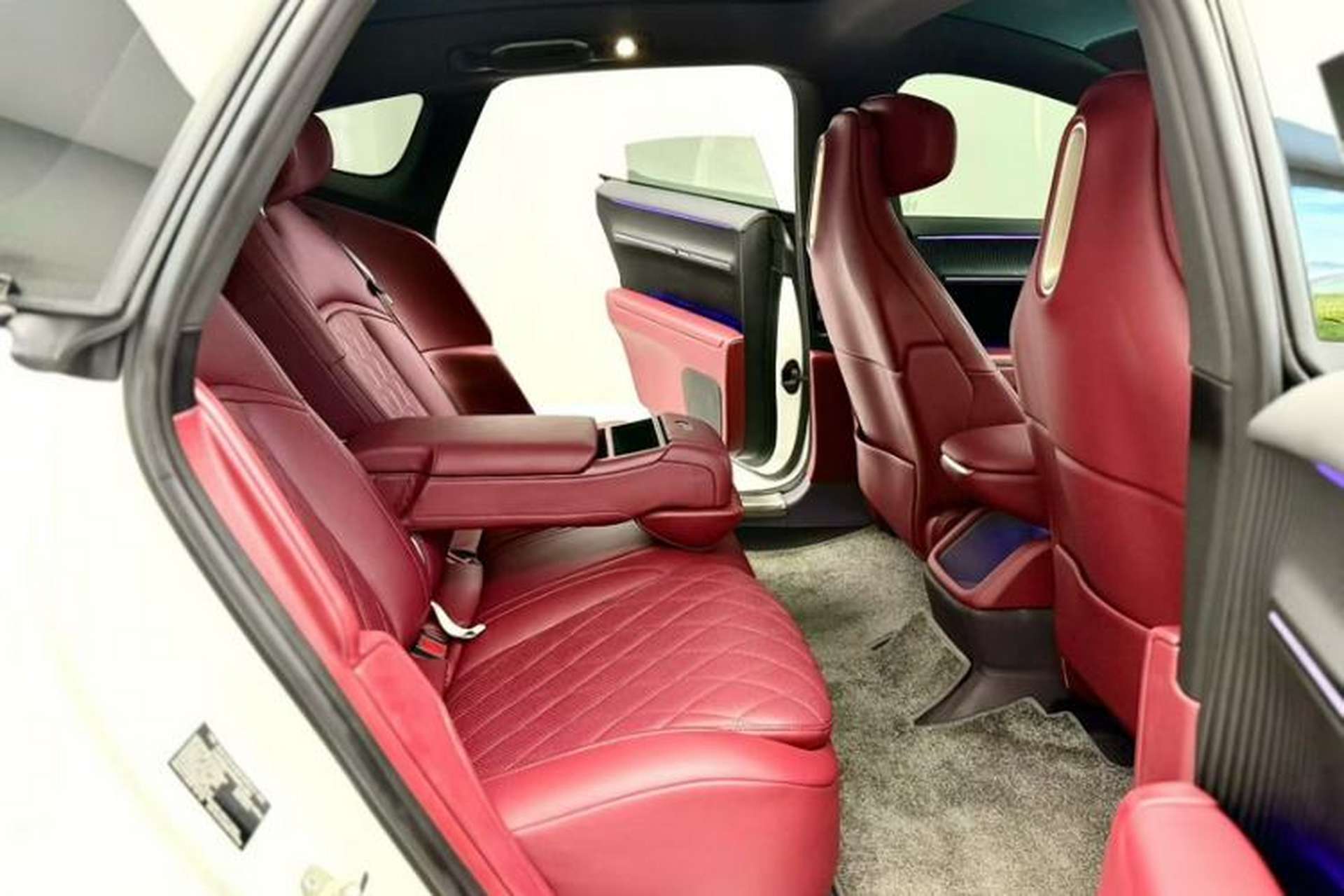 Used Avatr 12 2025 Max Extended-Range Edition Interior 2