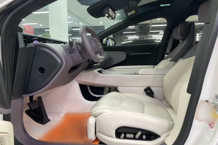 Used Avatr 12 2025 Max Extended-Range Edition Interior 2