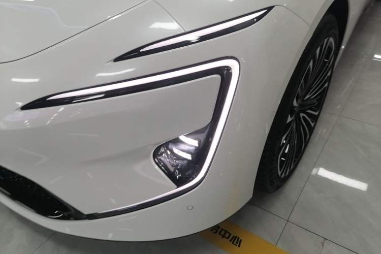 Used Avatr 12 2025 Ultra Extended-Range Edition Left Front Headlight