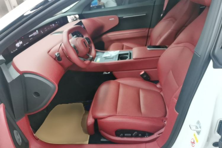 Used Avatr 12 2025 Updated Ultra All-Electric Four-Wheel Drive Left Front Seat