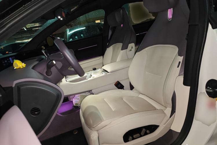 Used Avatr 12 2025 Max Extended-Range Edition Left Front Seat