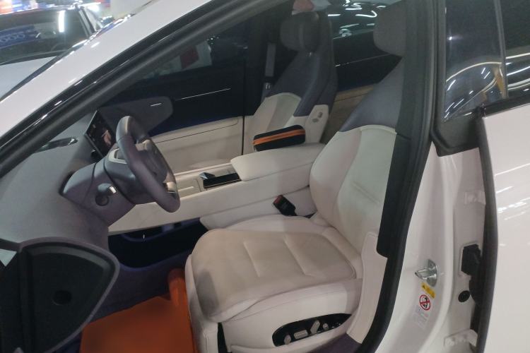 Used Avatr 12 2025 Max Extended-Range Edition Left Front Seat