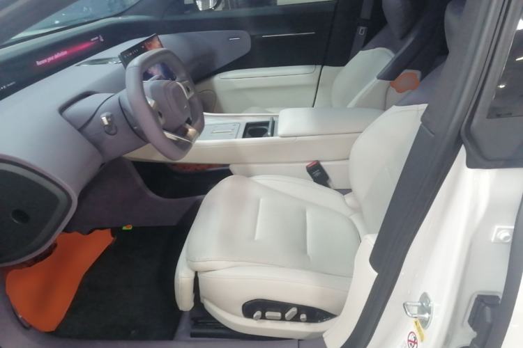 Used Avatr 12 2025 Ultra Extended-Range Edition Left Front Seat