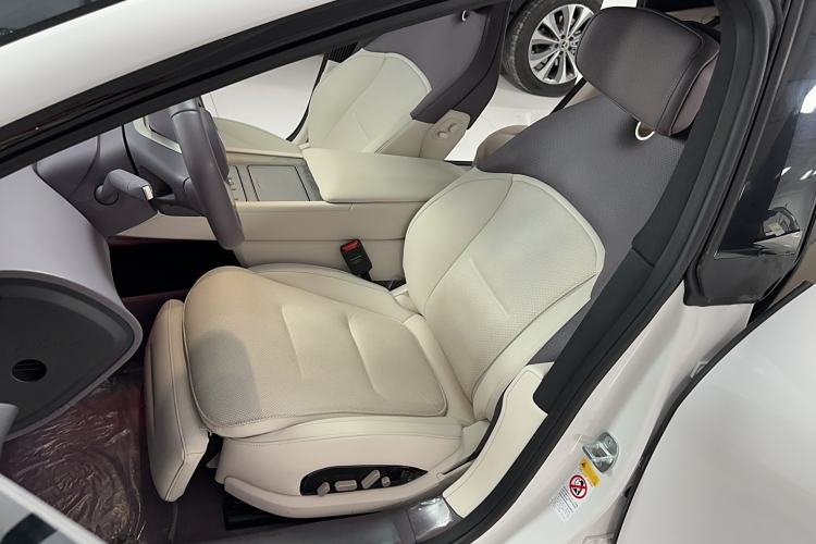 Used Avatr 12 2025 Ultra Extended-Range Edition Left Front Seat