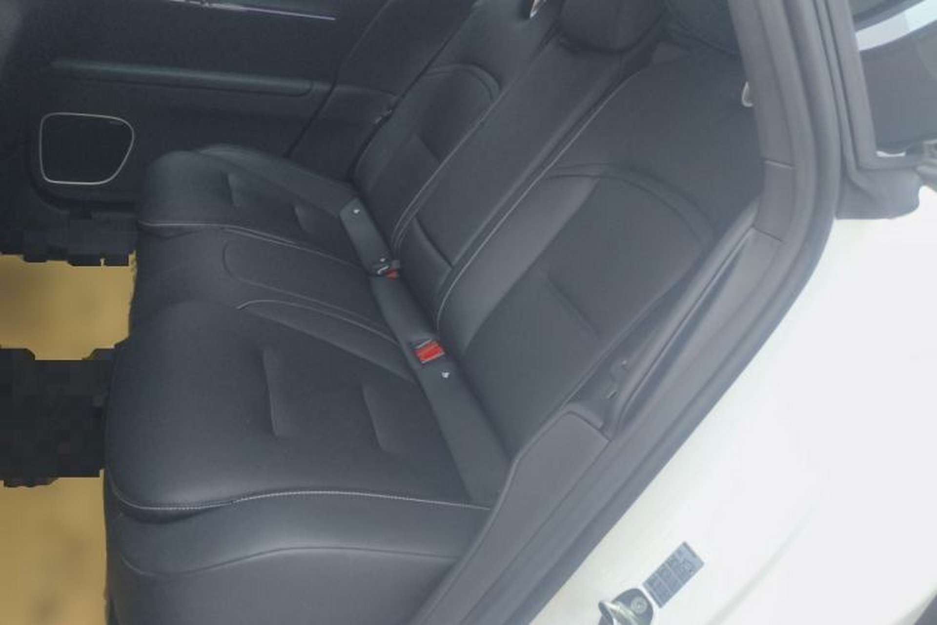 Used Avatr 12 2025 Max Extended-Range Edition Left Rear Seat