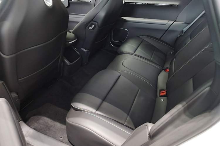Used Avatr 12 2025 Updated Ultra All-Electric Four-Wheel Drive Left Rear Seat